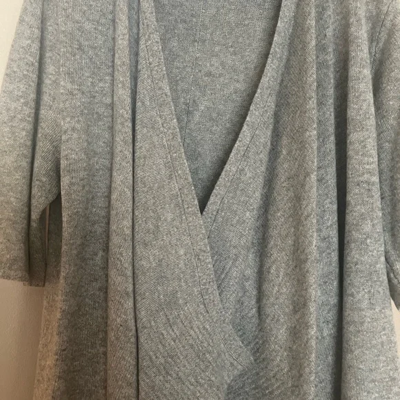 Calypso Gray Knit Sweater - Picture 3 of 4